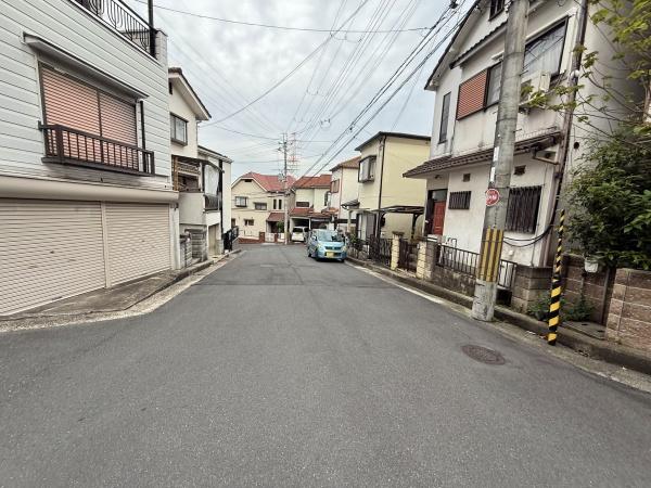 和泉市室堂町　中古戸建 現地写真（前面道路含む現地写真）