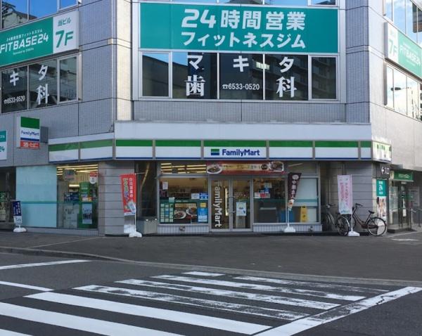 ブランズ北堀江プレイス コンビニ