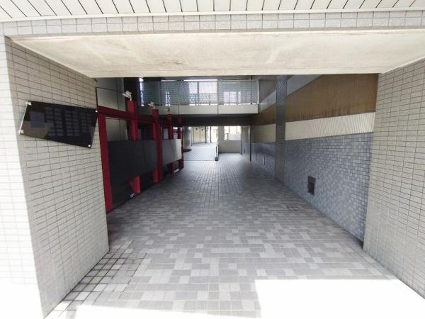 ベイシティ大阪センタープラザ 共用部写真（エントランス）