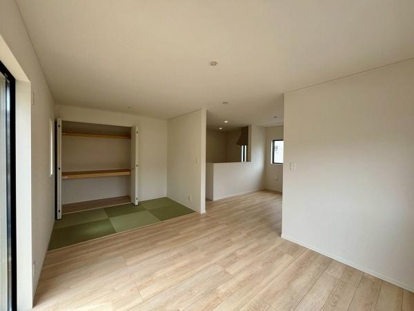 松原市上田8丁目3号棟　新築戸建 内観写真（リビング）