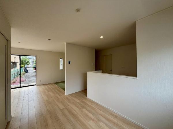 松原市上田8丁目3号棟　新築戸建 内観写真（リビング）
