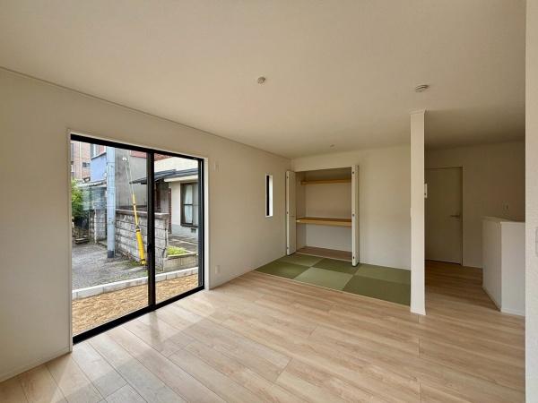 松原市上田8丁目3号棟　新築戸建 内観写真（リビング）