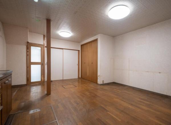 京都市東山区今熊野宝蔵町　中古テラスハウス 内観写真（リビング）