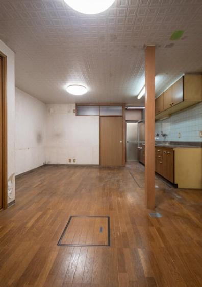 京都市東山区今熊野宝蔵町　中古テラスハウス 内観写真（リビング）