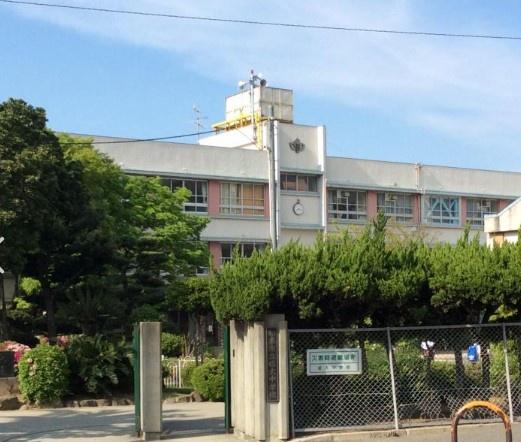 和泉市王子町　中古戸建 小学校