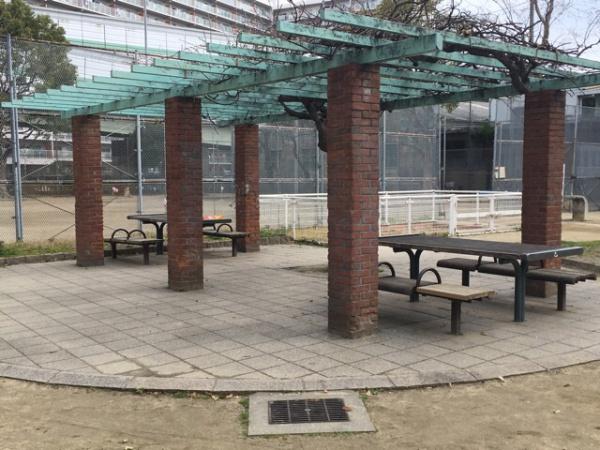 ベルパークシティＨ棟 公園
