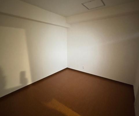 大手前ストークマンション 内観写真（リビング以外の居室）
