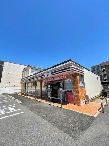 ディアエスタミオ南住吉壱番館 コンビニ