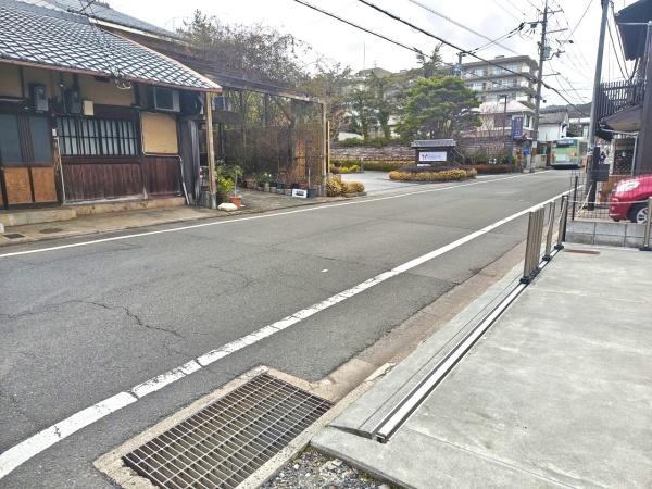 京都市北区鷹峯黒門町　中古戸建 現地写真（前面道路含む現地写真）