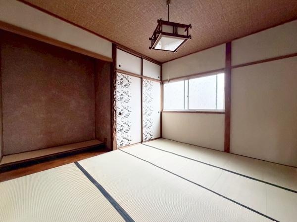 大阪市住吉区東粉浜3丁目　中古戸建 内観写真（リビング以外の居室）