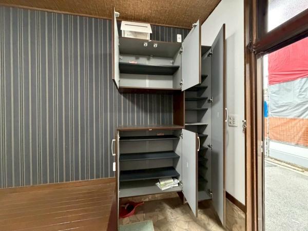 大阪市住吉区東粉浜3丁目　中古戸建 内観写真（収納）