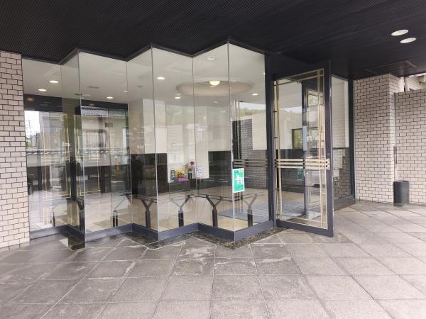 パーク・ハイム宝ヶ池銀杏館 共用部写真（エントランス）