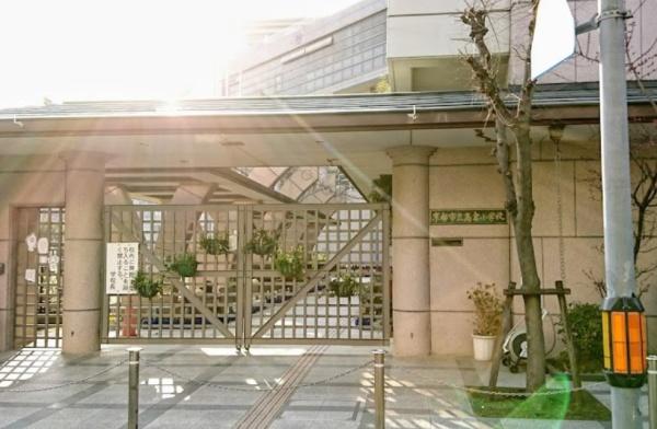 ジ・アーバネックス京都三条通 小学校
