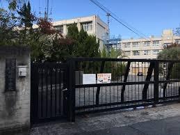 羽曳野市西浦6丁目　古家付き売土地 中学校