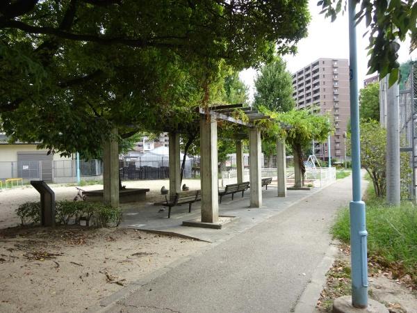 今福グリーンマンション 公園