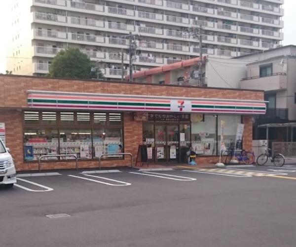 大阪市鶴見区緑1丁目　中古戸建 コンビニ
