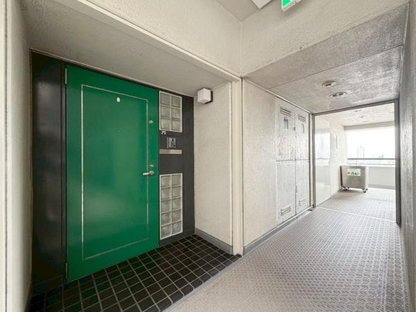 アーバンヒル上町 現地写真（玄関）