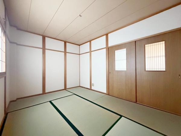 大阪府大阪市東住吉区湯里４丁目 内観写真（リビング以外の居室）