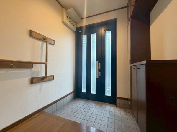 大阪府大阪市東住吉区湯里４丁目 現地写真（玄関）