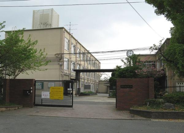 京都市右京区嵯峨伊勢ノ上町　新築戸建 小学校