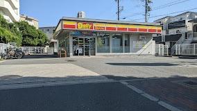 エバーグリーン淀川2号棟 コンビニ