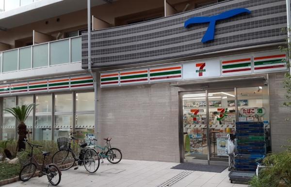 西道頓堀コーポ１号棟 コンビニ