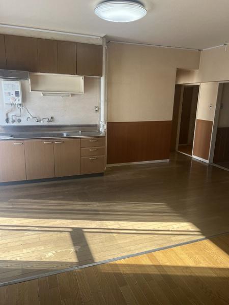 第一恵美酒マンション 内観写真（リビング）