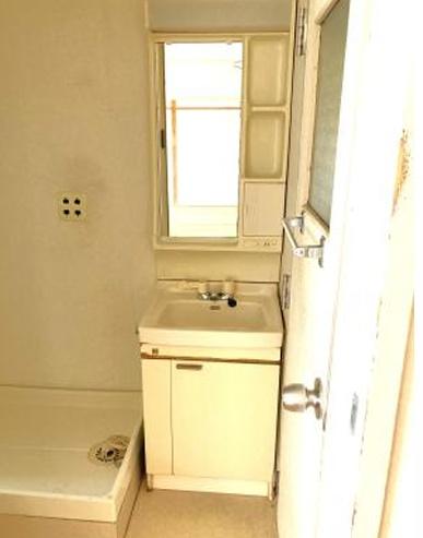 泉北茶山台第一次住宅１１号棟 内観写真（洗面台・洗面所）