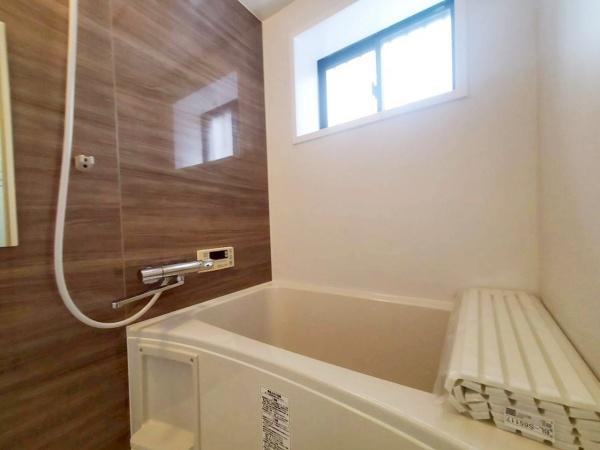 大阪市住之江区泉1丁目　中古戸建 内観写真（浴室）