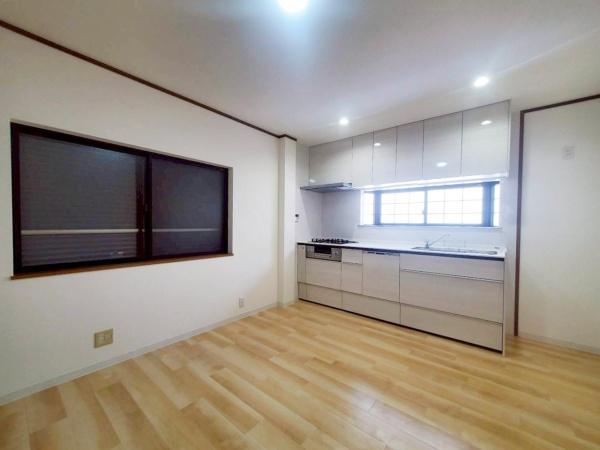 大阪市住之江区泉1丁目　中古戸建 内観写真（リビング）