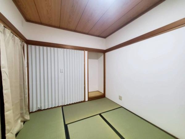 大阪市住之江区泉1丁目　中古戸建 内観写真（リビング以外の居室）