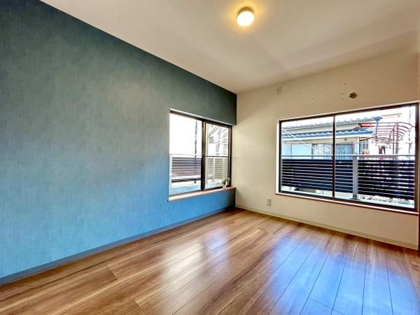 大阪市西成区松3丁目　中古戸建 内観写真（リビング以外の居室）