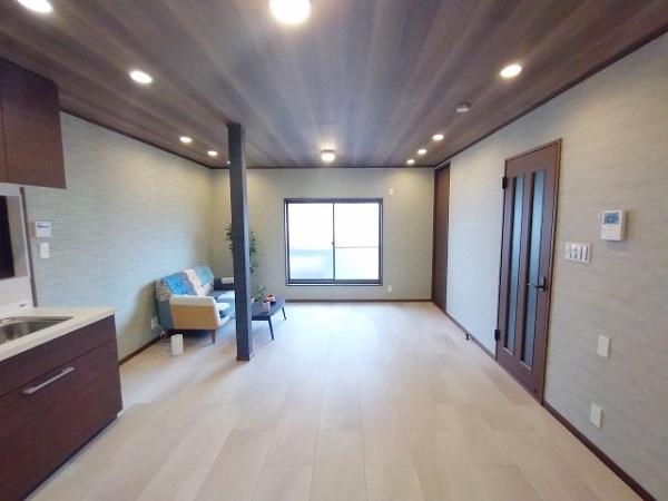 大阪市西淀川区御幣島4丁目　中古戸建 内観写真（リビング）