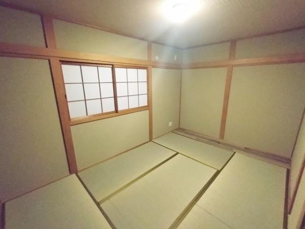 大阪市西淀川区御幣島4丁目　中古戸建 内観写真（リビング以外の居室）