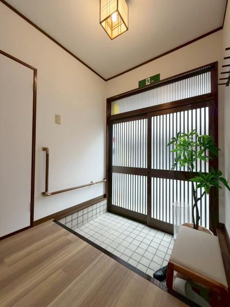 大阪市生野区中川西1丁目　中古戸建 現地写真（玄関）