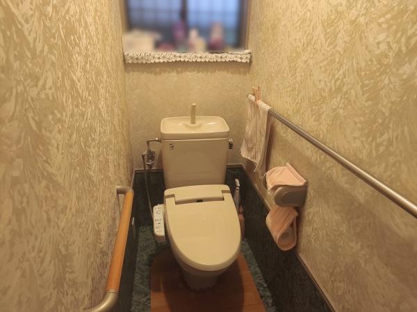 京都市山科区上花山桜谷　中古戸建 内観写真（トイレ）