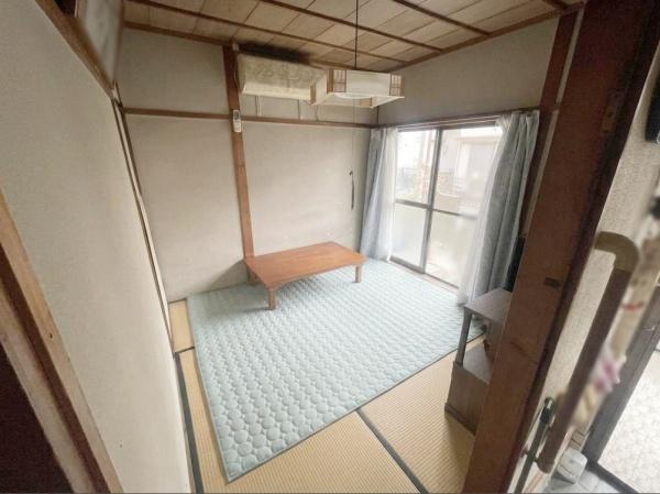 伊丹市美鈴町3丁目　中古戸建 内観写真（リビング以外の居室）