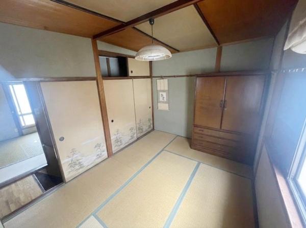 伊丹市美鈴町3丁目　中古戸建 内観写真（リビング以外の居室）