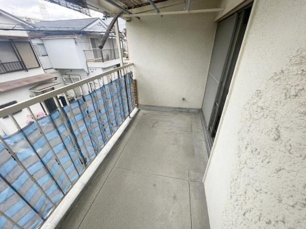 伊丹市美鈴町3丁目　中古戸建 現地写真（バルコニー）