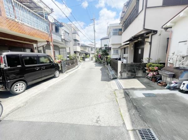 伊丹市美鈴町3丁目　中古戸建 現地写真（前面道路含む現地写真）