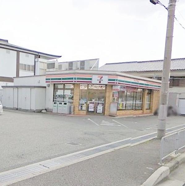 伊丹市美鈴町3丁目　中古戸建 コンビニ