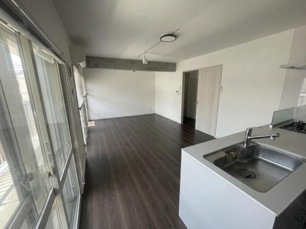 伊丹市緑ヶ丘5丁目　中古戸建 内観写真（リビング）