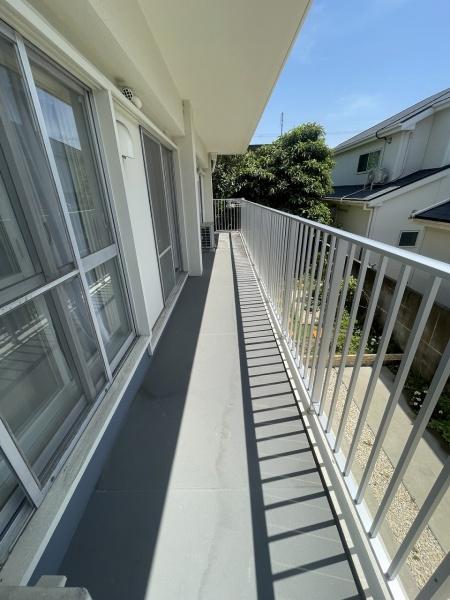 伊丹市緑ヶ丘5丁目　中古戸建 現地写真（バルコニー）