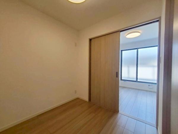 大阪市平野区平野本町3丁目　新築戸建 内観写真（リビング以外の居室）
