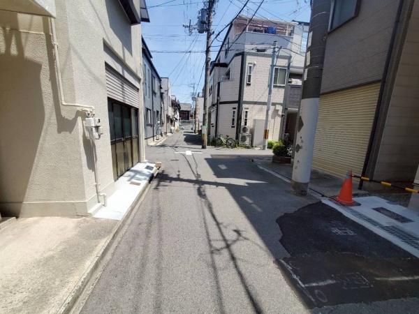 大阪市平野区平野本町3丁目　新築戸建 現地写真（前面道路含む現地写真）