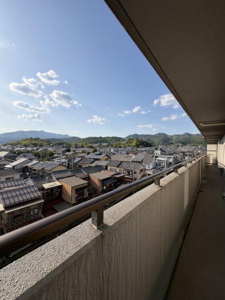鳴滝パーク・ホームズ 現地写真（バルコニー）