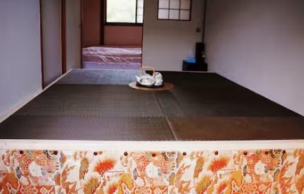京都市東山区本瓦町　中古戸建 内観写真（リビング以外の居室）