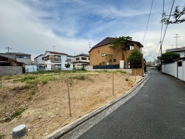 堺市西区上野芝町1丁　売土地 現地写真（前面道路含む現地写真）