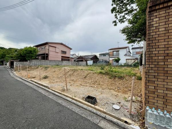 堺市西区上野芝町1丁　売土地 現地写真（前面道路含む現地写真）