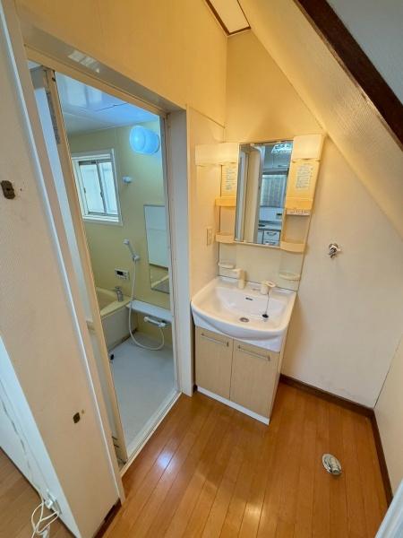 堺市中区深阪5丁　中古戸建 内観写真（洗面台・洗面所）